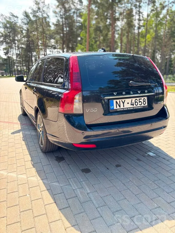 Volvo V50 2012 photo 5