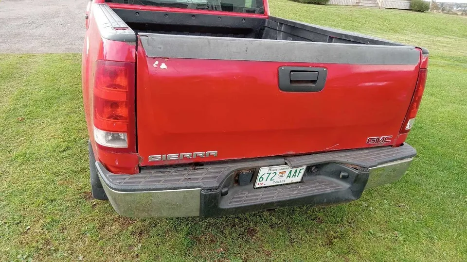GMC Sierra 1500 2010 photo 4