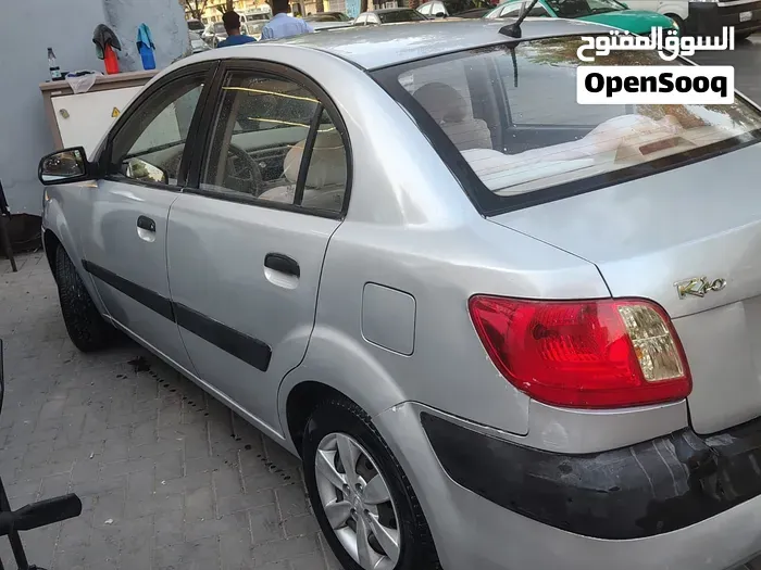Kia Rio 2009 photo 4