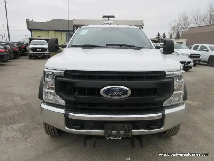 Ford F-550 2020 photo 4
