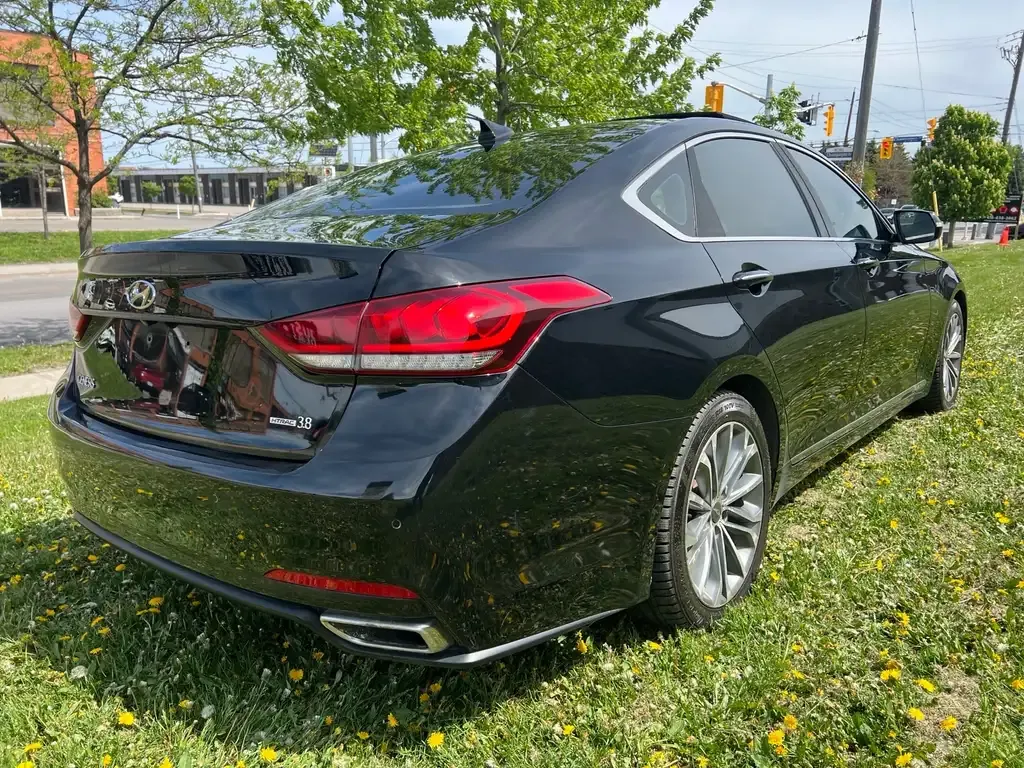 Hyundai Genesis 2016 photo 5