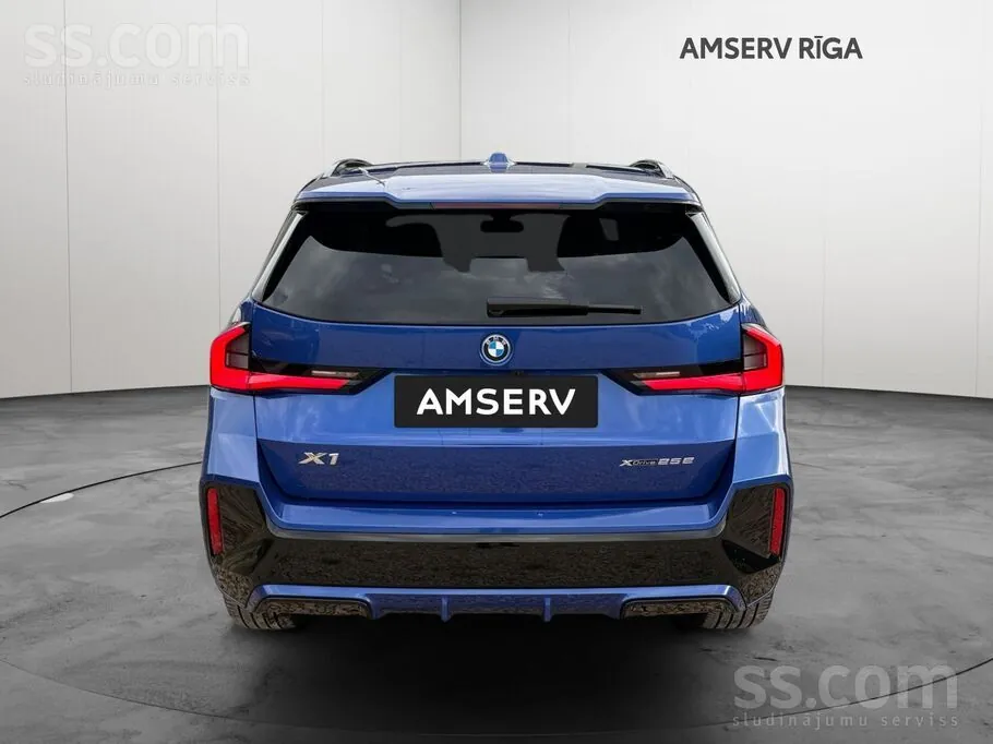 BMW X1 2023 photo 4