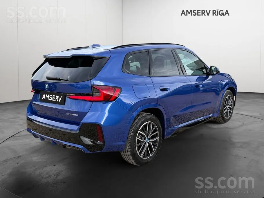 BMW X1 2023 photo 2