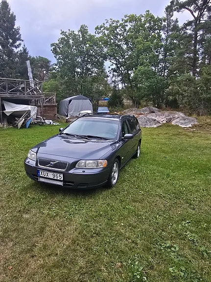 Volvo V70 2006 photo 2