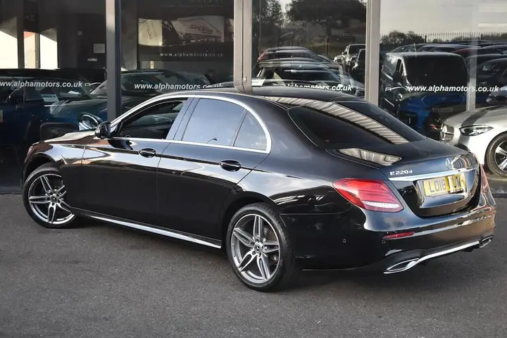 Mercedes-Benz E-Class 2018 photo 2