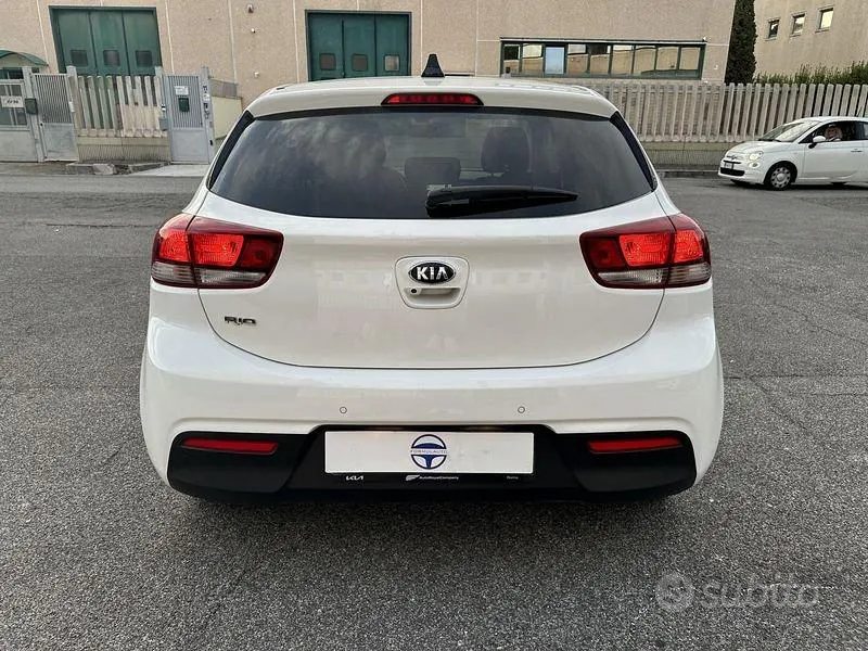 Kia Rio 2019 photo 5