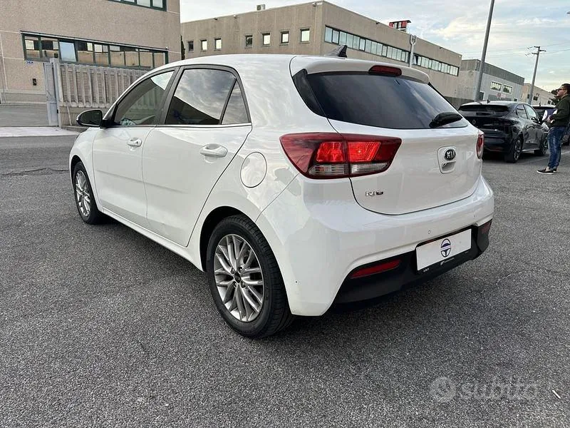 Kia Rio 2019 photo 4