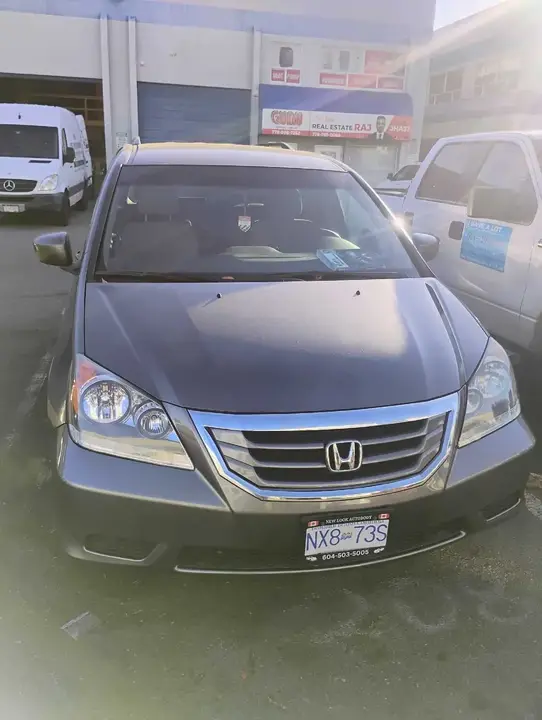 Honda Odyssey 2011 photo 5