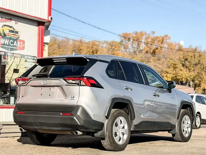 Toyota Rav4 2025 photo 5