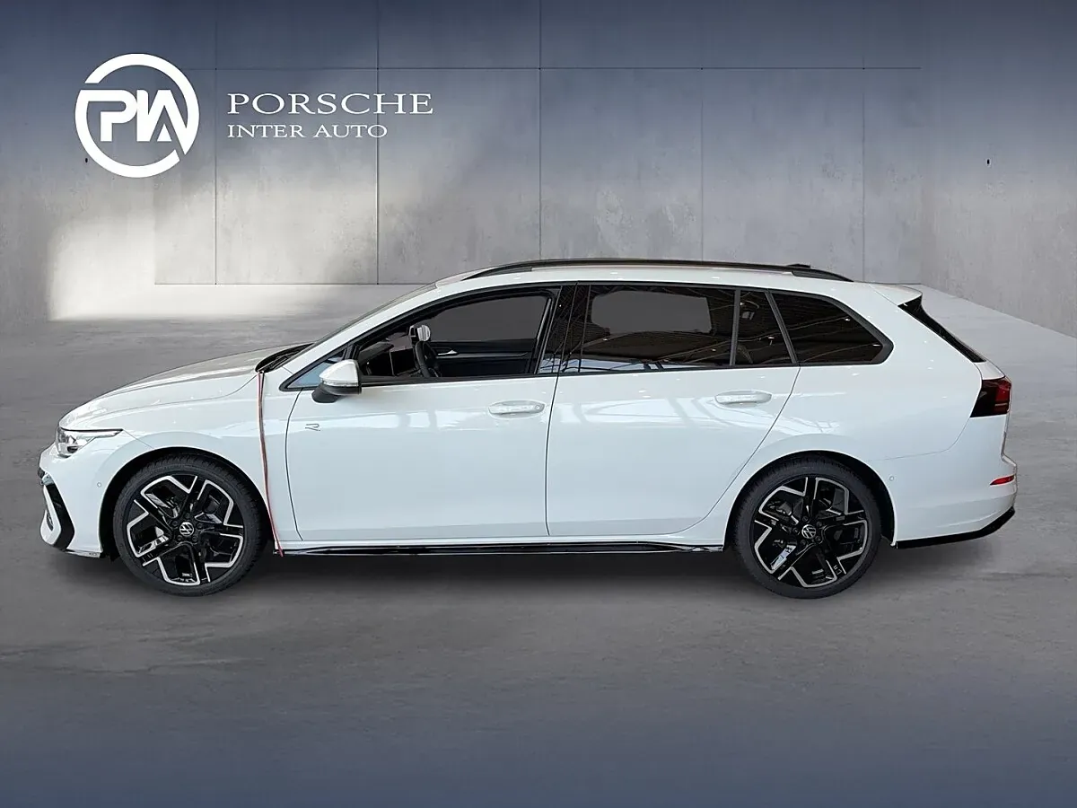 Volkswagen Golf 2026 photo 2