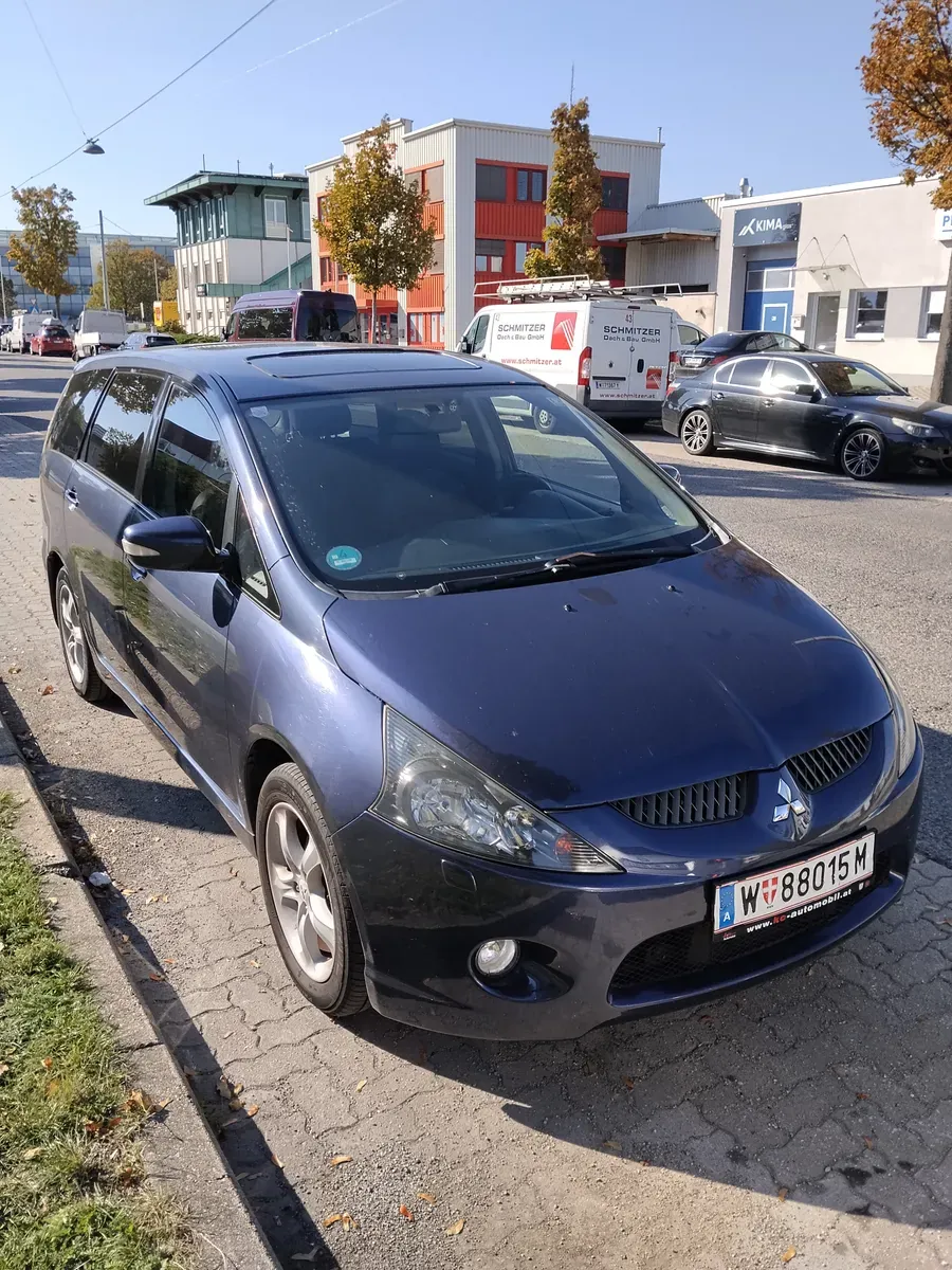 Mitsubishi Grandis