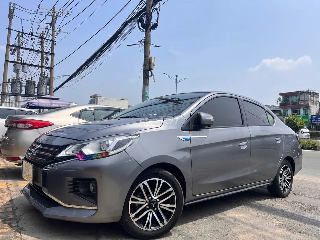 Mitsubishi Attrage