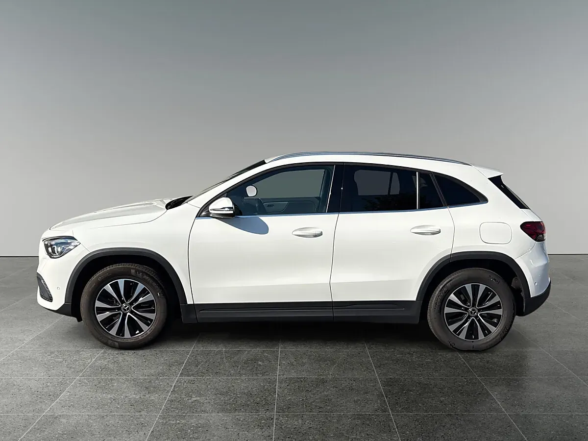 Mercedes-Benz Gla Class 2020 photo 2