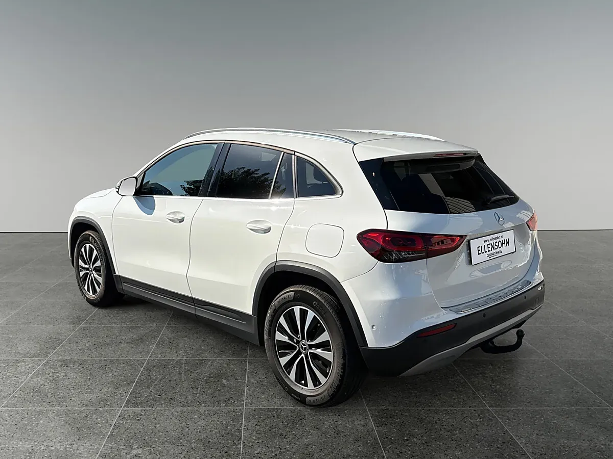 Mercedes-Benz Gla Class 2020 photo 3