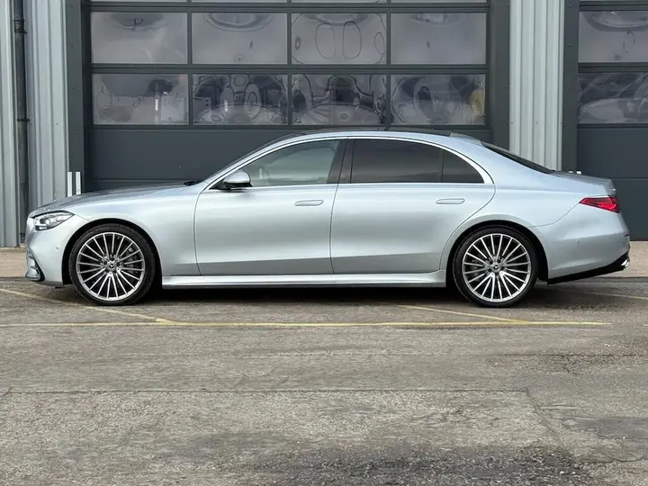 Mercedes-Benz S-Class 2024 photo 4