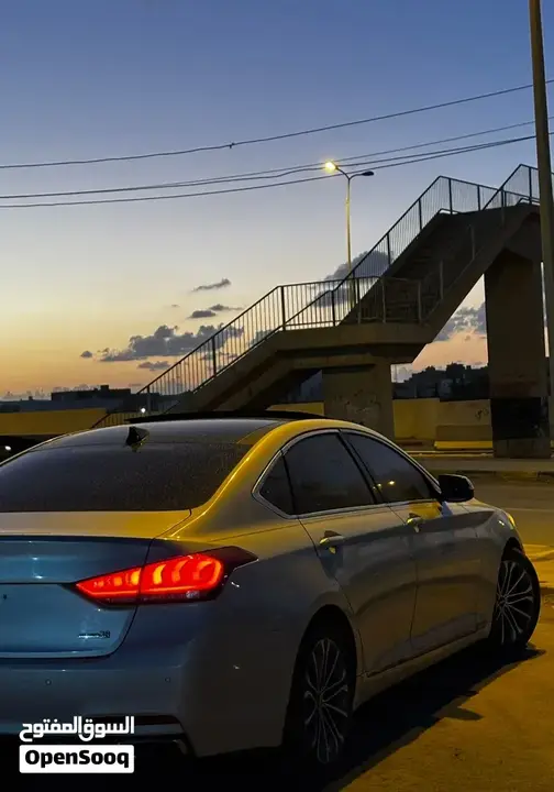 Genesis G80 2016 photo 4