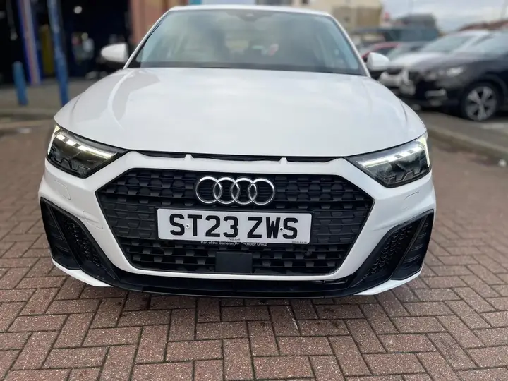 Audi A1 2023 photo 2