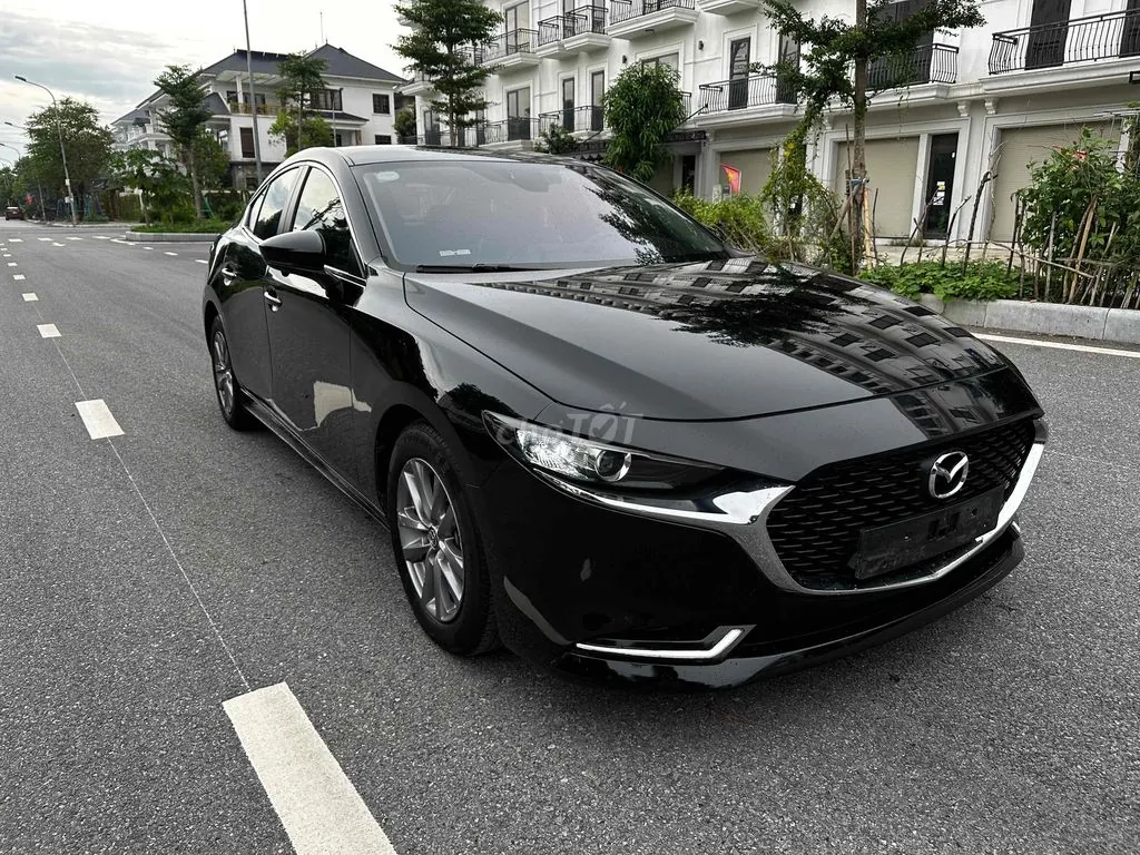 Mazda 3 2022 photo 3