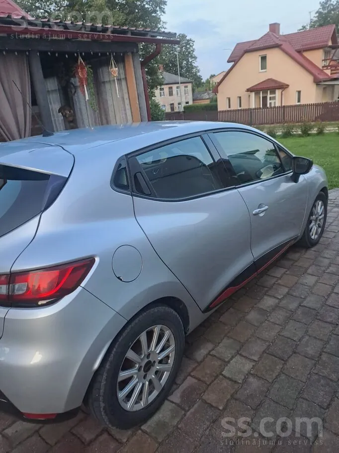 Renault Clio 2015 photo 4