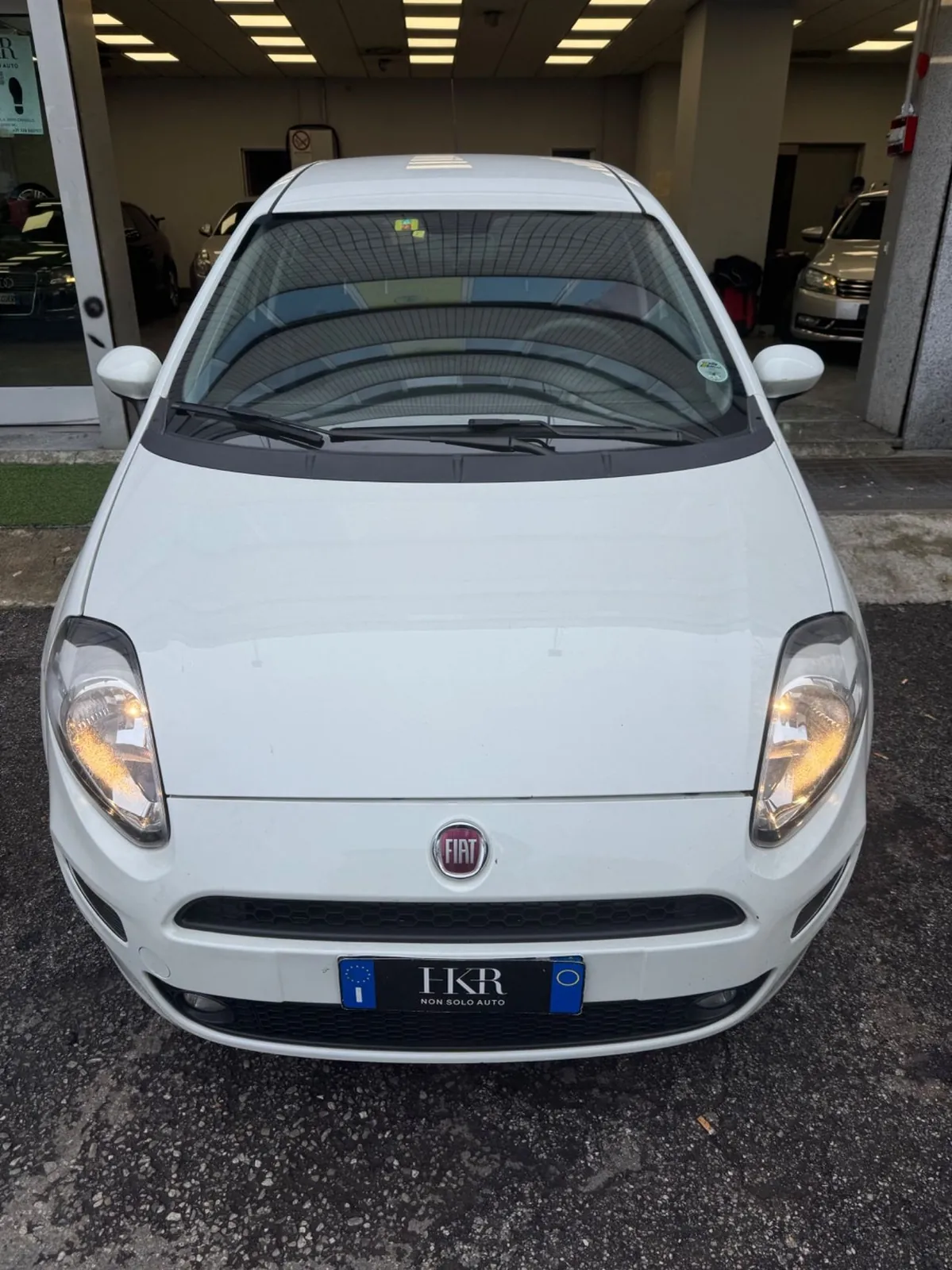 Fiat Punto 2016 photo 2