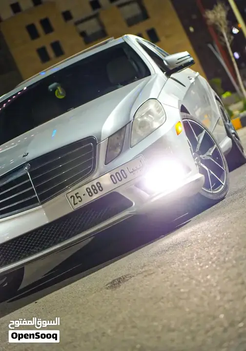 Mercedes-Benz E-Class 2012 photo 4