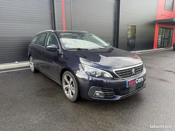 Peugeot 308 2019 photo 4
