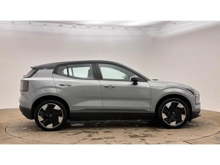 Volvo Ex30 2025 photo 3