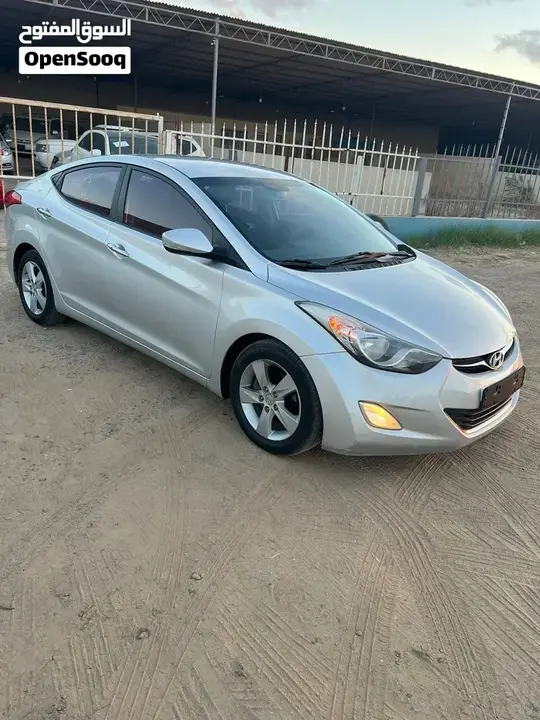 Hyundai Avante 2012 photo 2