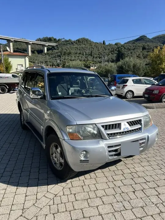 Mitsubishi Pajero 2005 photo 5