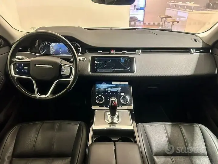 Land Rover Range Rover Evoque 2021 photo 4