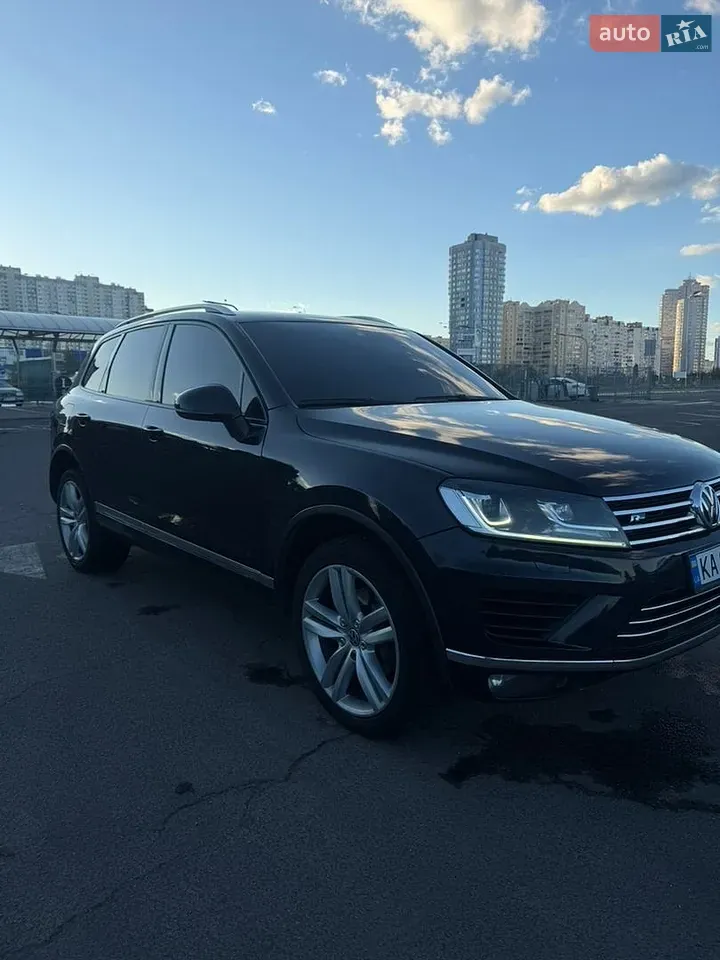 Volkswagen Touareg 2015 photo 2
