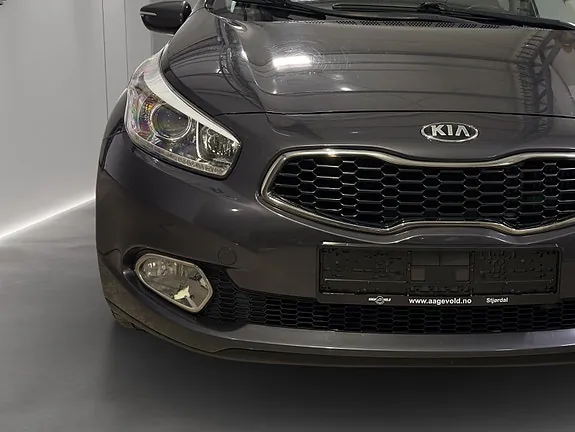 Kia Ceed 2014 photo 4