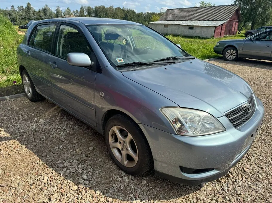 Toyota Corolla 2004 photo 4