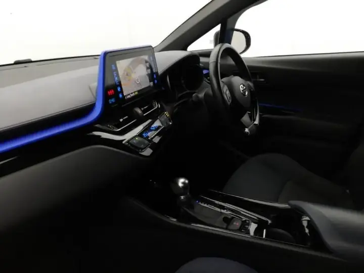 Toyota C-Hr 2017 photo 5