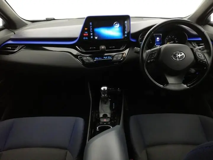 Toyota C-Hr 2017 photo 3