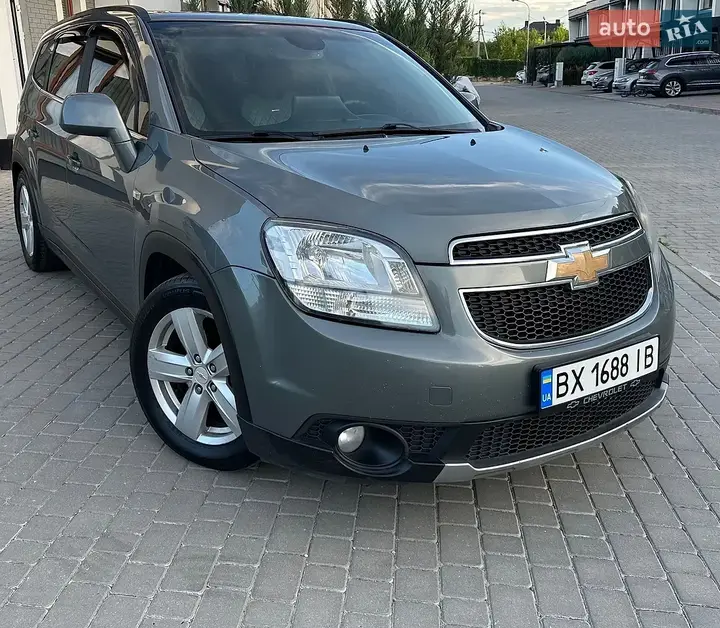 Chevrolet Orlando 2010 photo 3