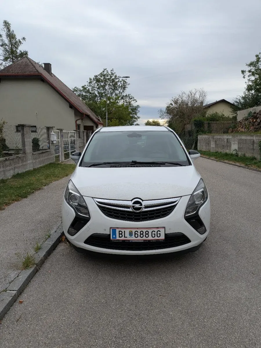 Opel Zafira Tourer