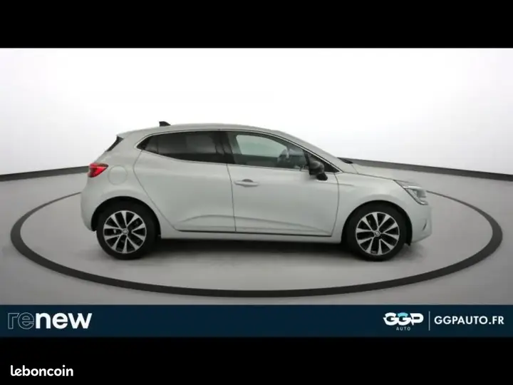 Renault Clio 2023 photo 3