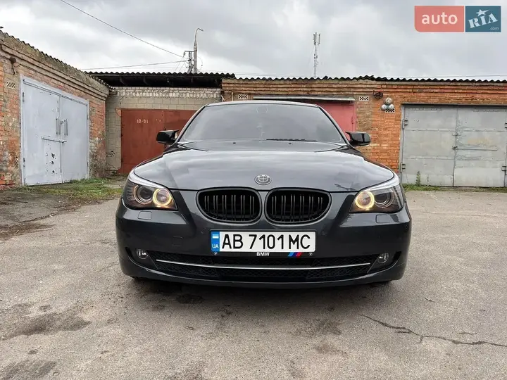 BMW 5 Series 2008 photo 4