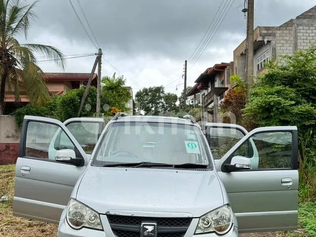 Zotye Nomad 2011 photo 2