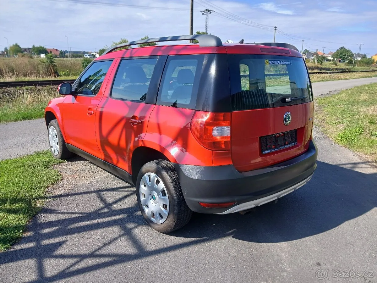 Skoda Yeti 2013 photo 2