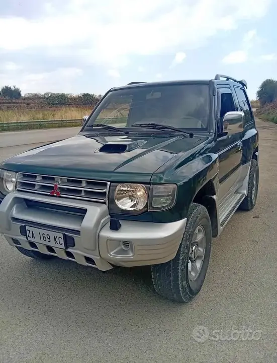 Mitsubishi Pajero 1999 photo 3