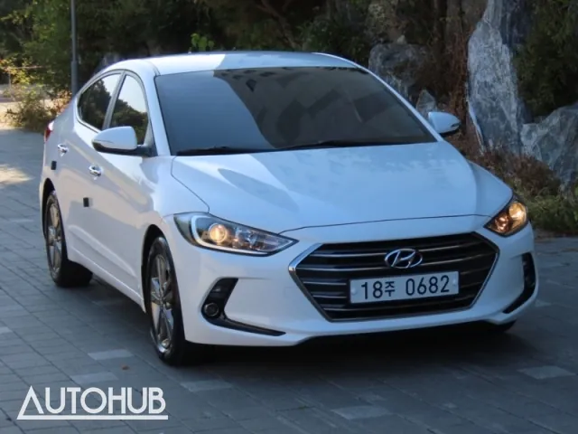 Hyundai Avante 2015 photo 2