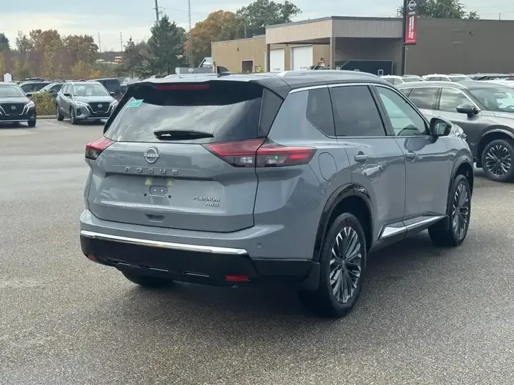 Nissan Rogue 2026 photo 4