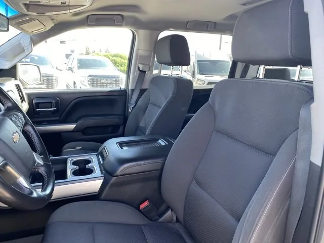 Chevrolet Silverado 1500 2018 photo 2
