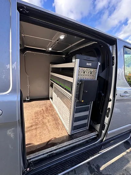 Ford Transit Custom 2022 photo 2