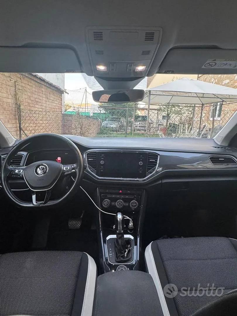 Volkswagen T-Roc 2018 photo 4