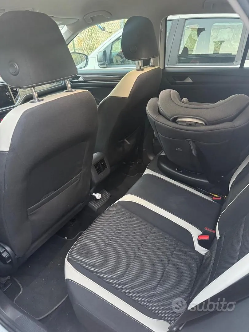 Volkswagen T-Roc 2018 photo 5