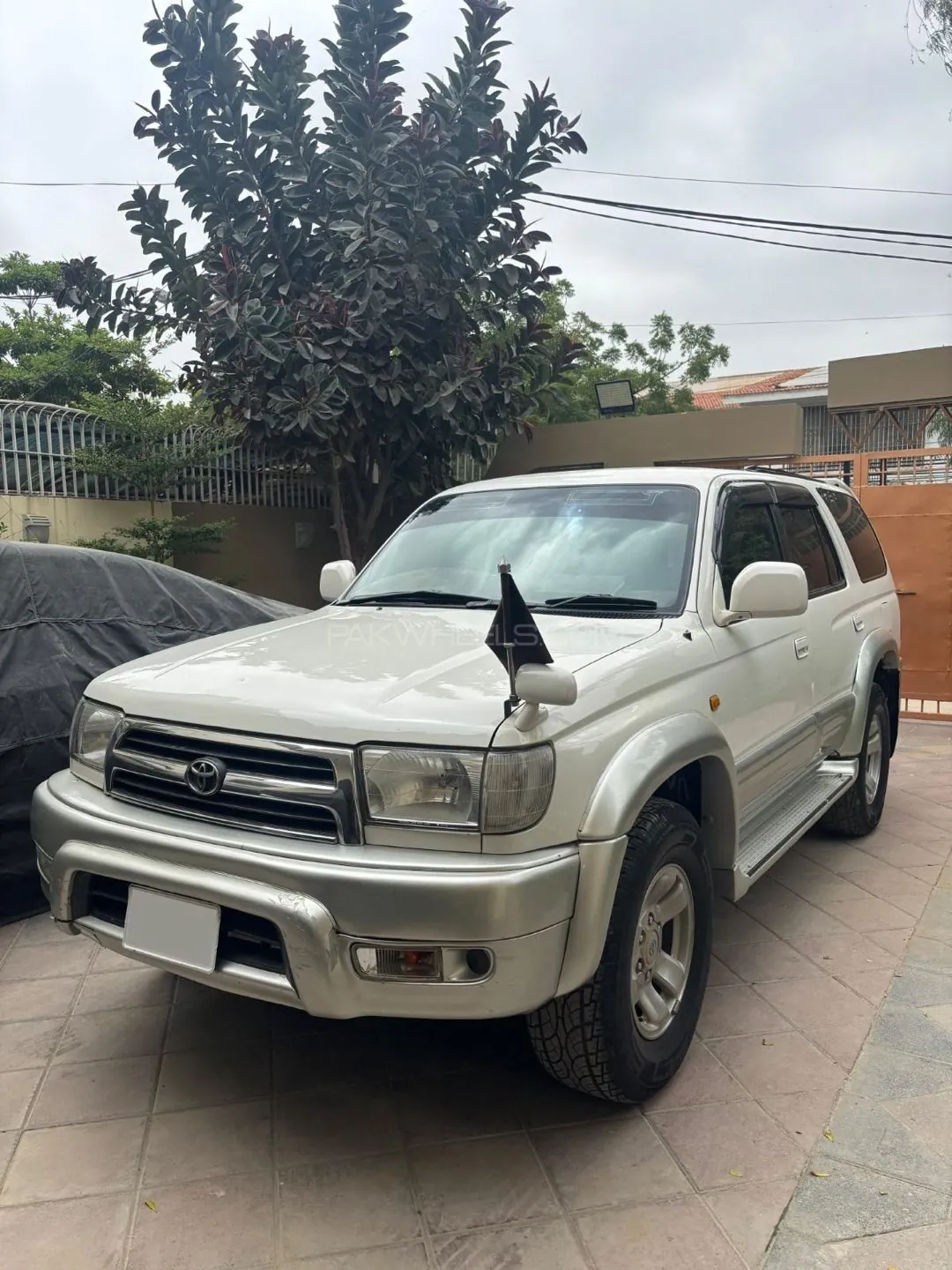Toyota Hilux Surf