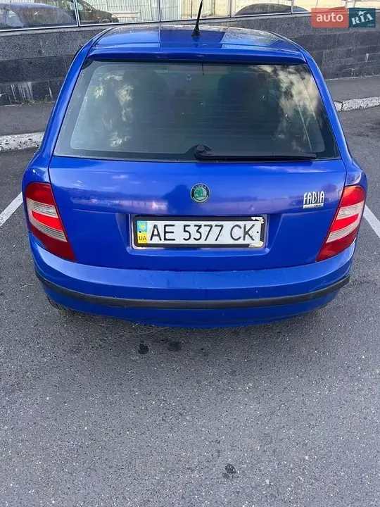 Skoda Fabia 2004 photo 4